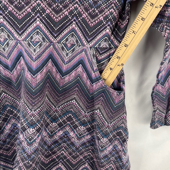 The Children’s Place - Girl’s Winter Dresses - Red, White Snowflakes - Small 5/6 - Picture 3 of 13